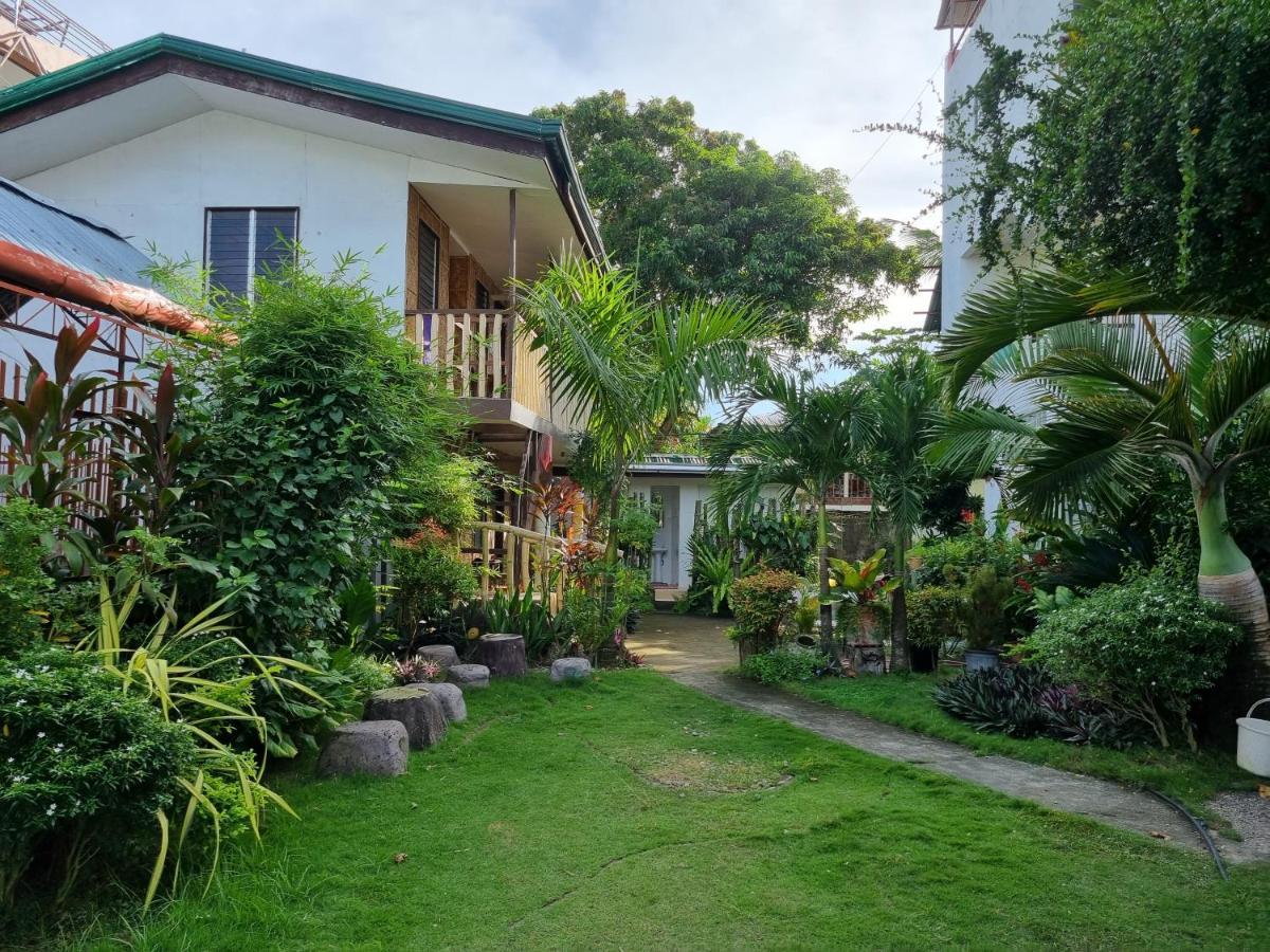 Southpoint Hostel Moalboal Exteriér fotografie